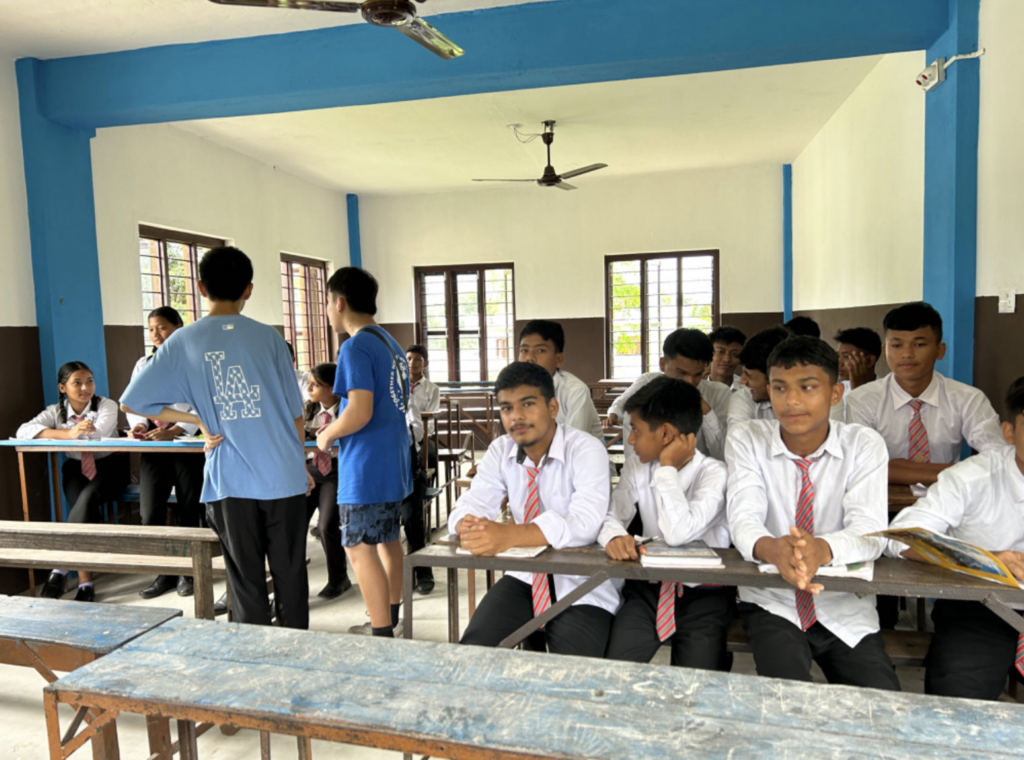 Volunteer Program about human rights for high school students