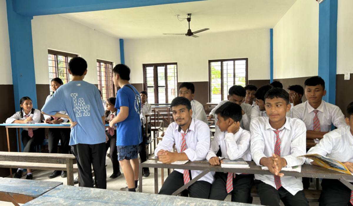 Volunteer Program about human rights for high school students | effective leadership skills